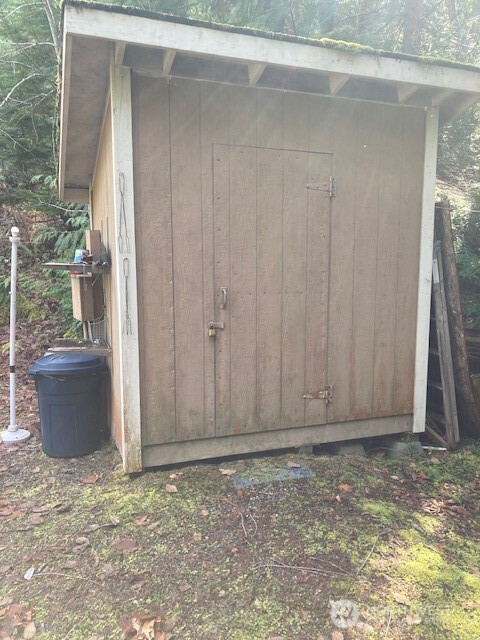 100 N Dow Mountain Drive Property Photo 2