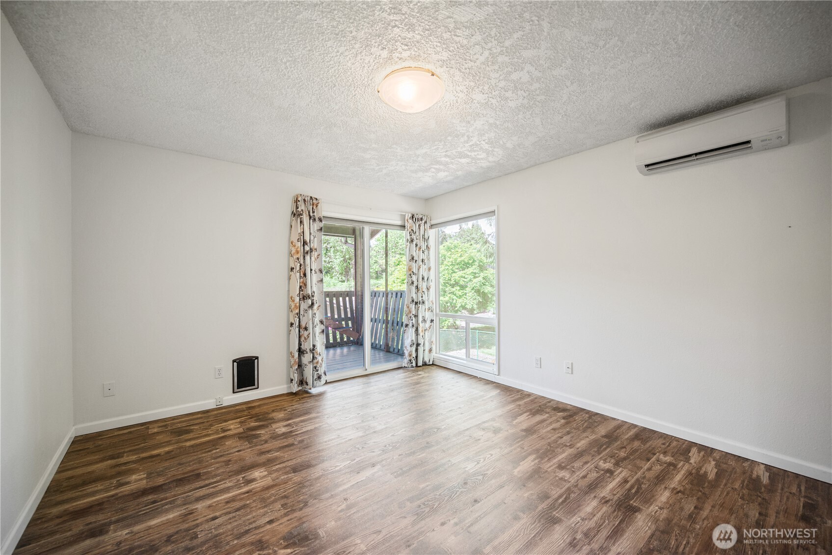 2441 W Lynnwood Drive Property Photo 14
