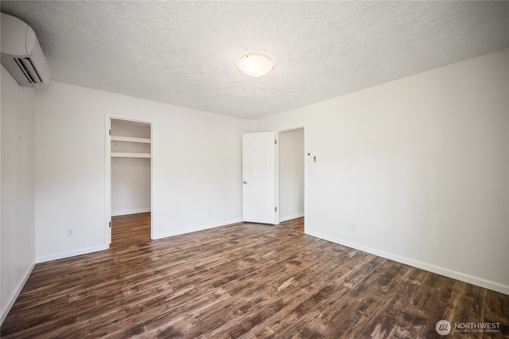 2441 W Lynnwood Drive Property Photo 15