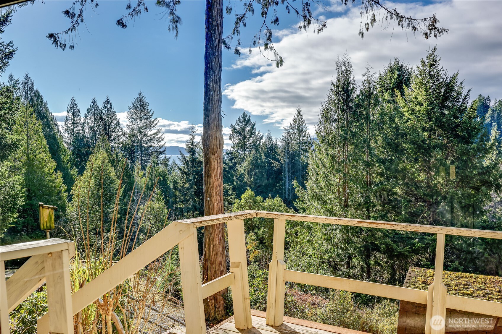 170 Cirque Drive Property Photo 1