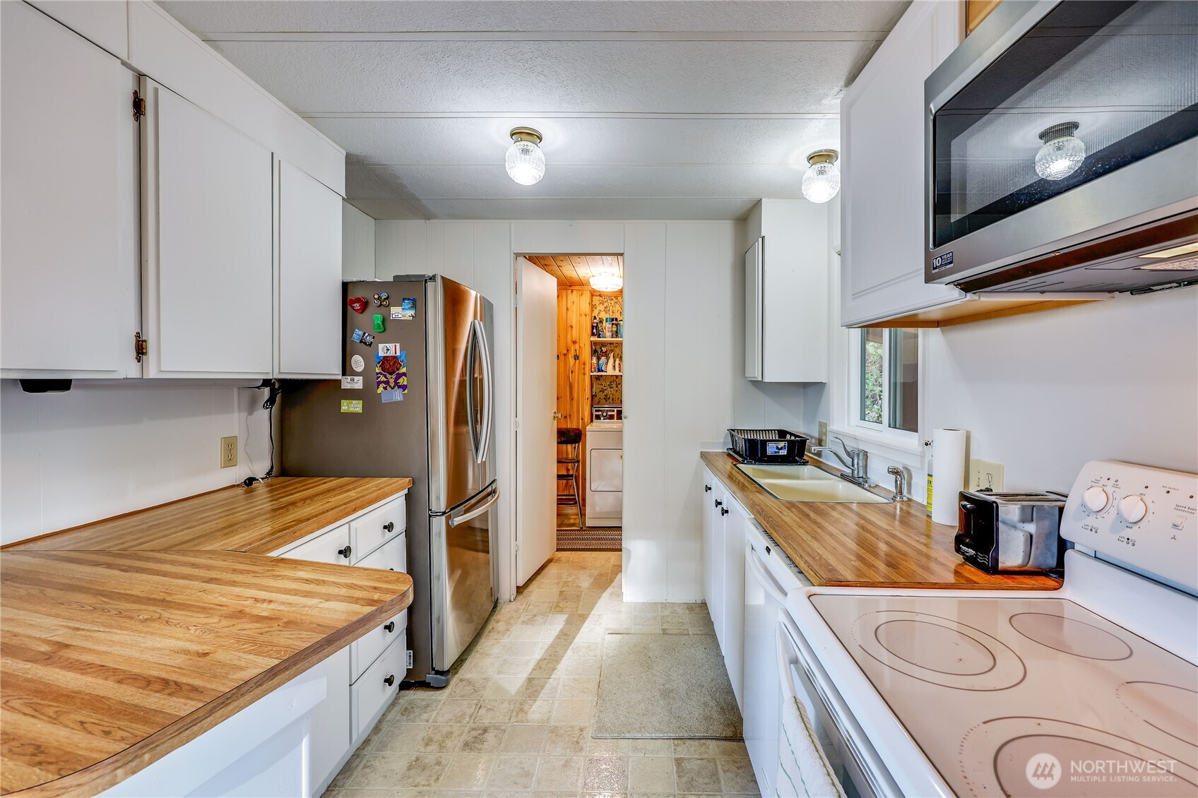 170 Cirque Drive Property Photo 8