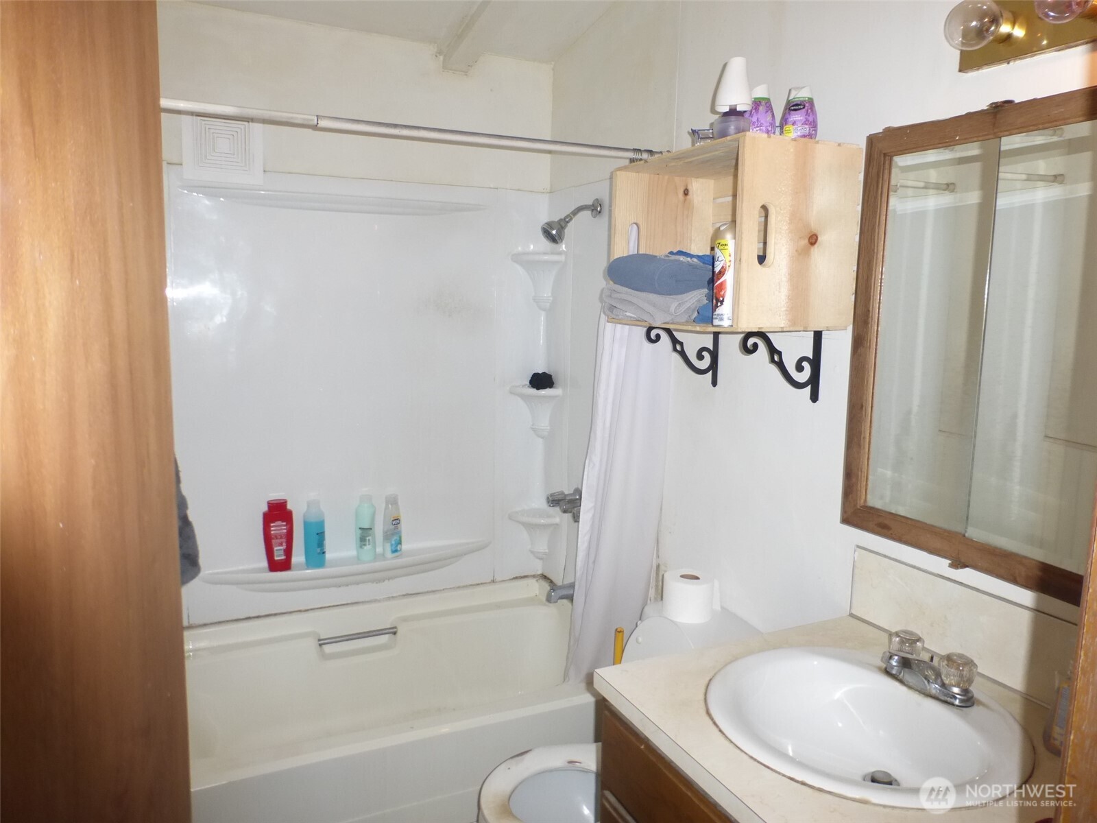 22 Swal:lech Lane Property Photo 10