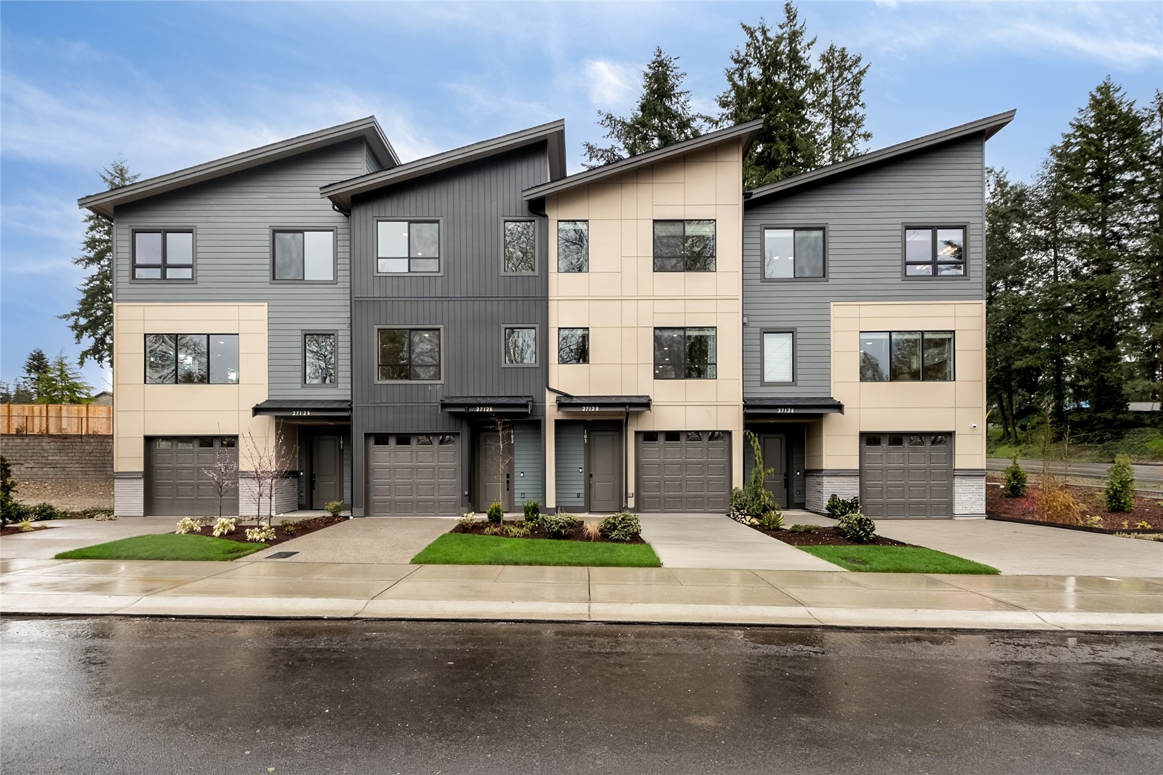 27026 187th Place 101 Property Photo 1