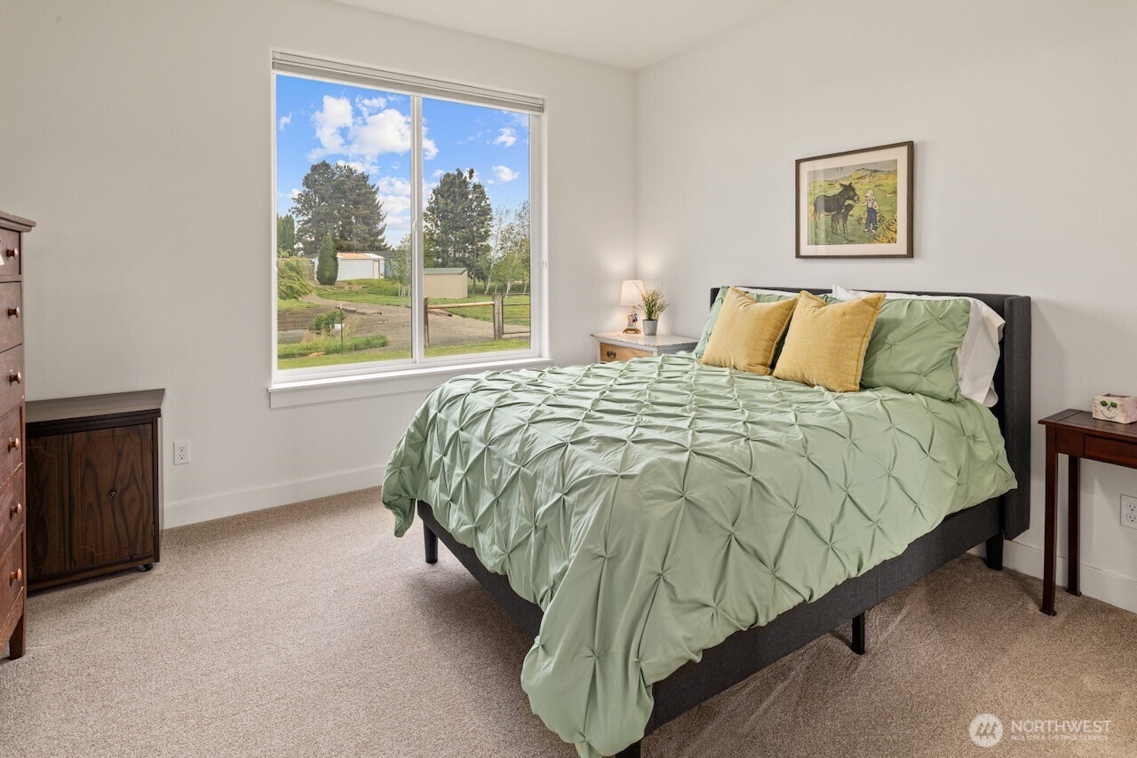 670 Berry Property Photo 20