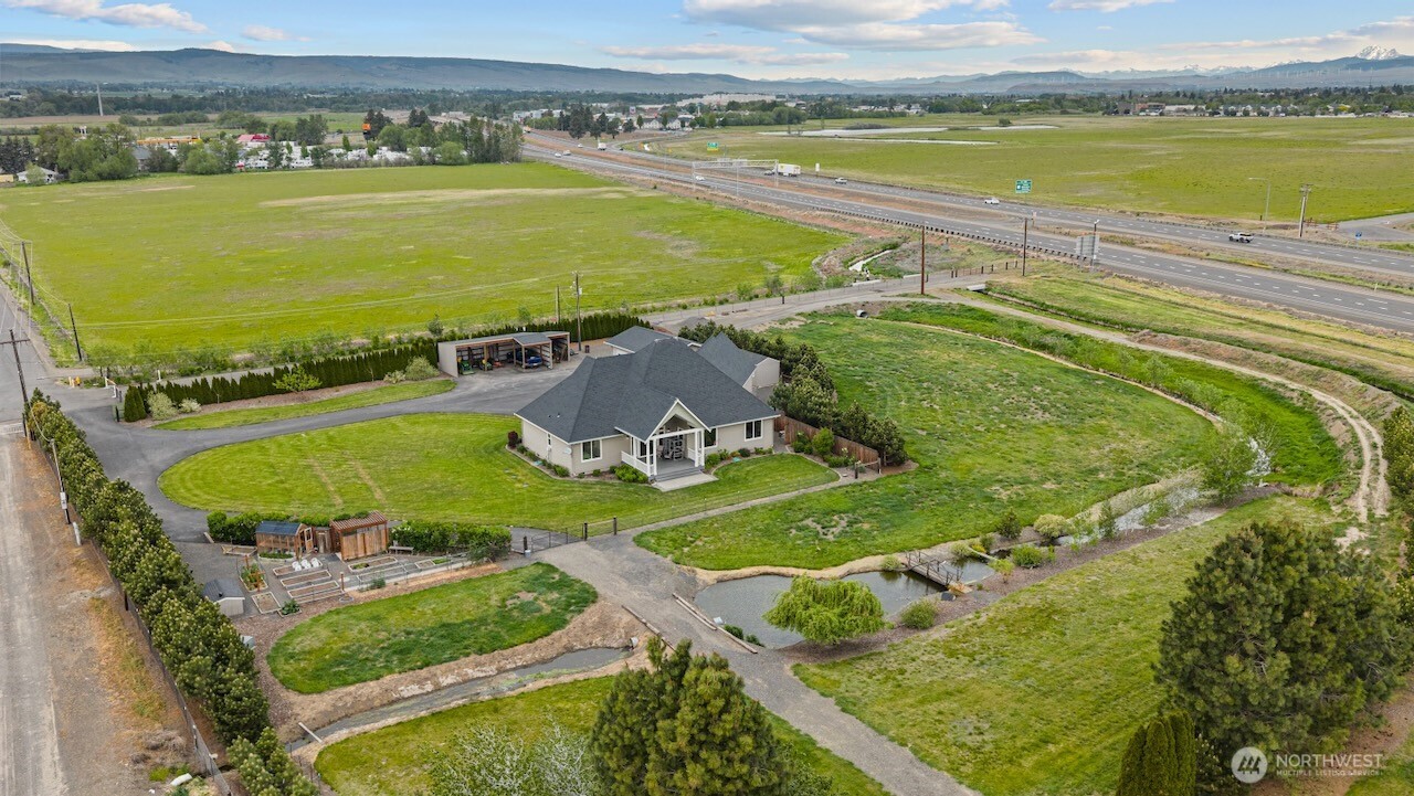 670 Berry Property Photo 40