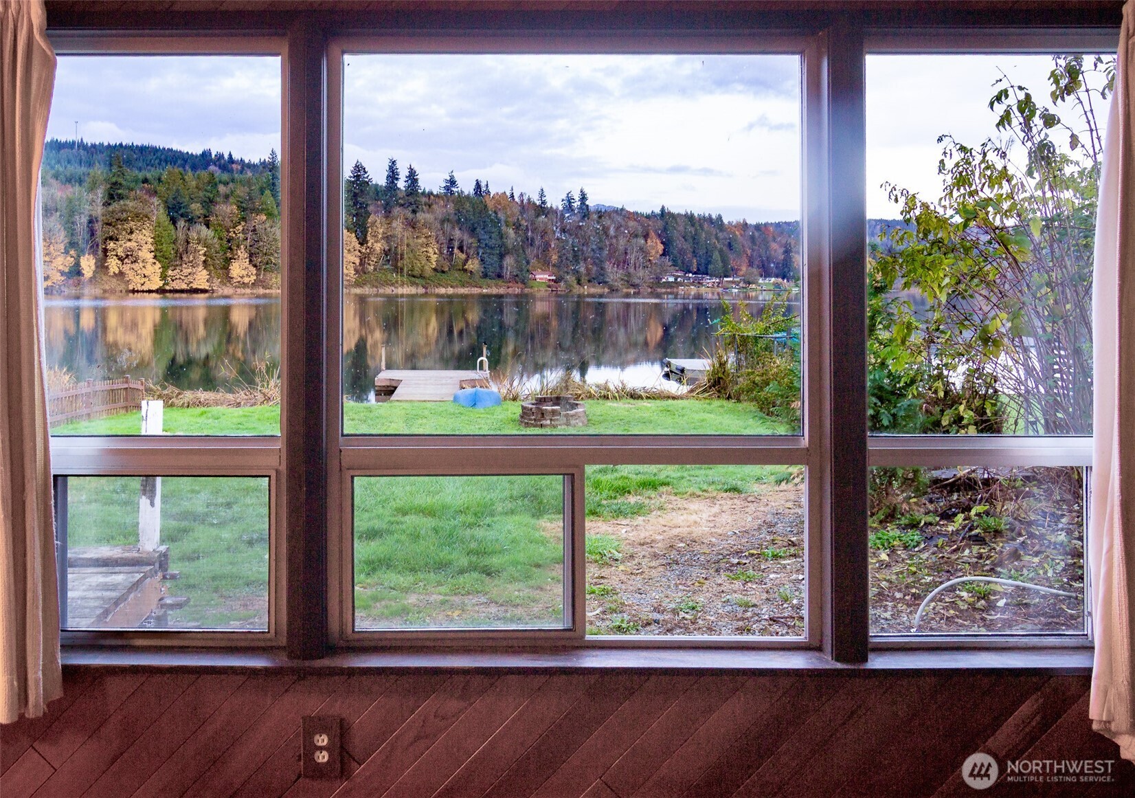 22731 Hull Road Property Photo 4