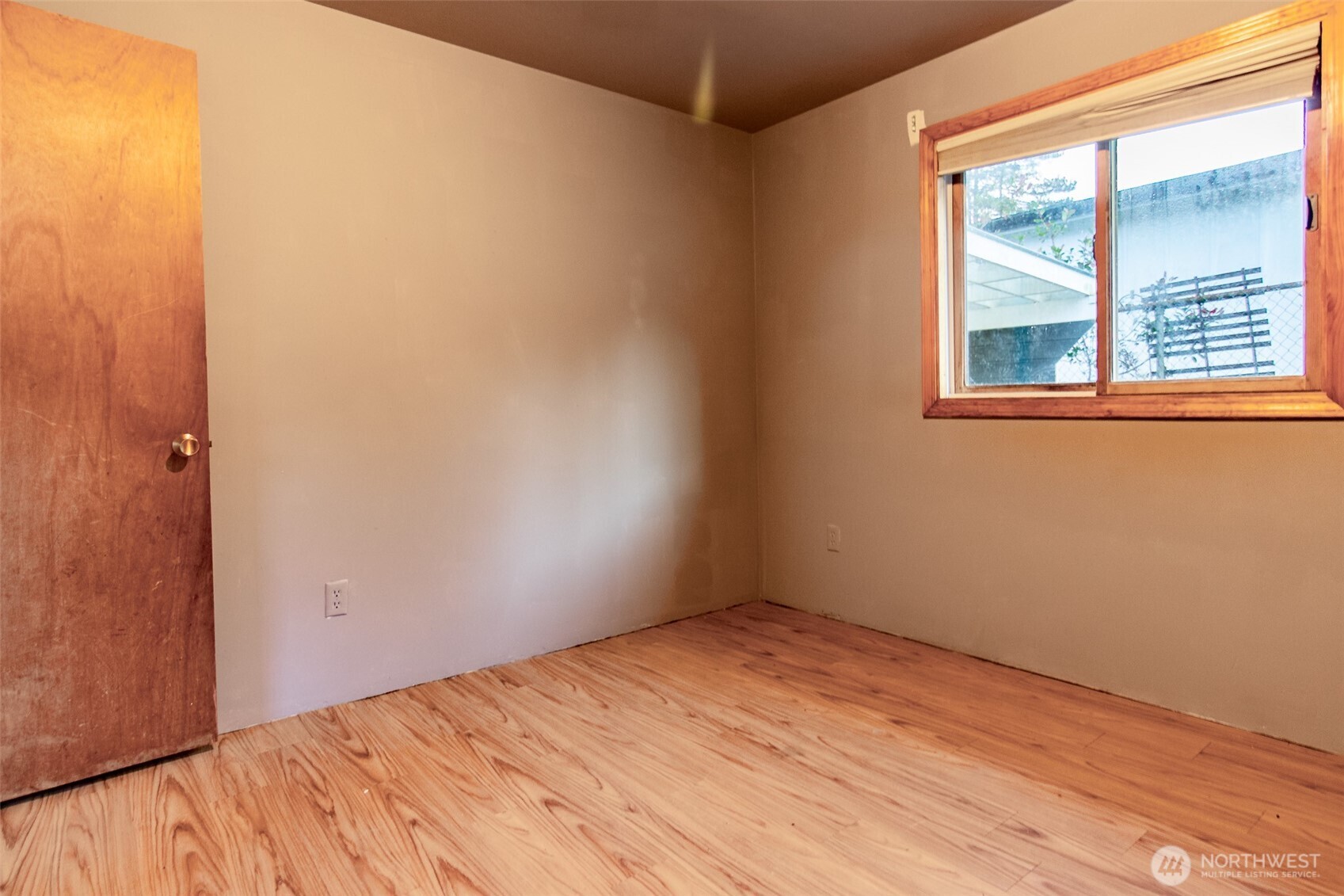 22731 Hull Road Property Photo 16