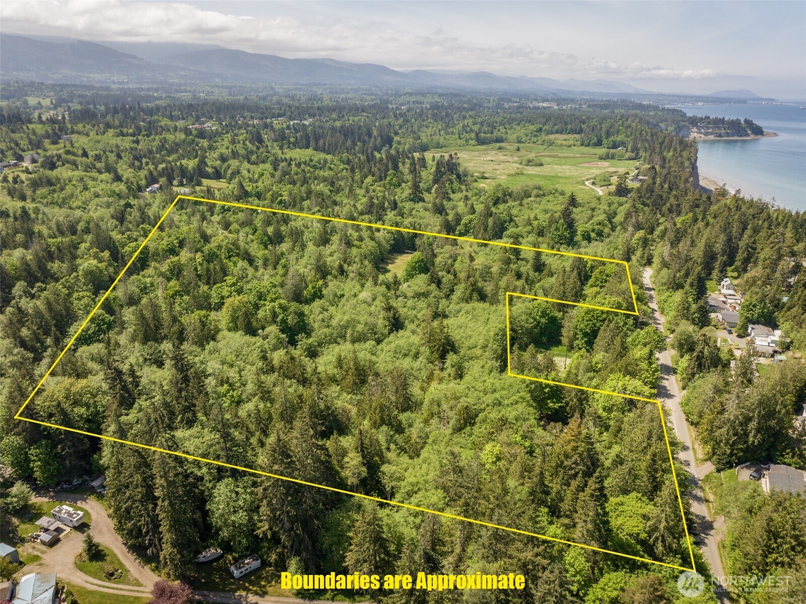 1543 Gasman Rd Property Photo 2