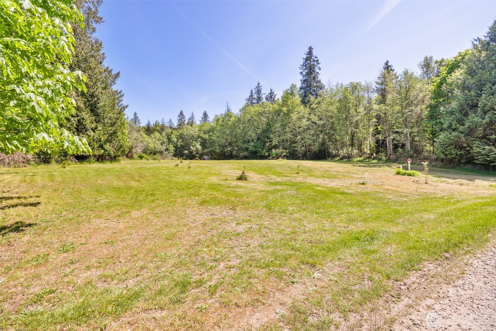 1543 Gasman Rd Property Photo 3