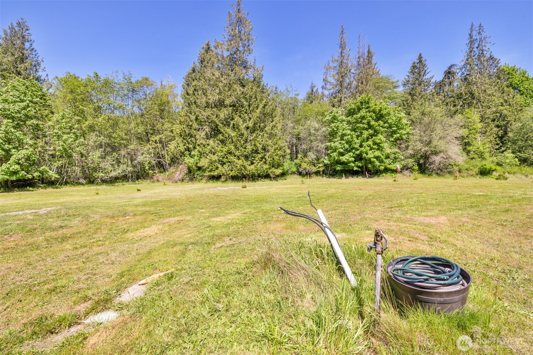 1543 Gasman Rd Property Photo 5