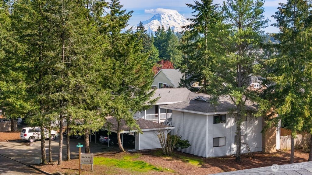 1461 Rainier Court Property Photo 1