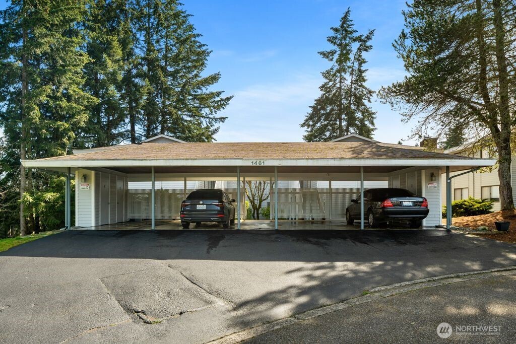 1461 Rainier Court Property Photo 3