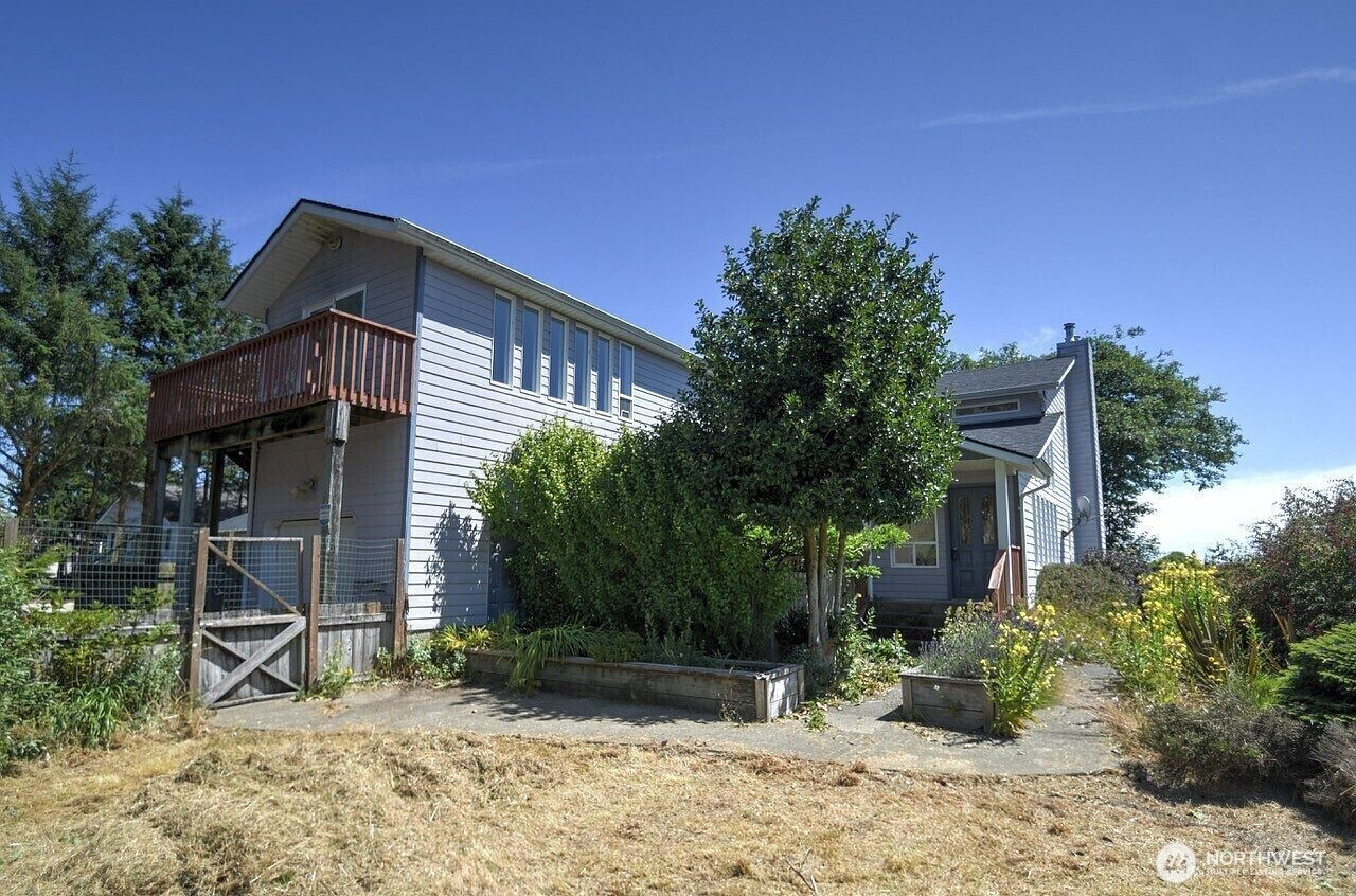 180 Sunrise Avenue Property Photo 25