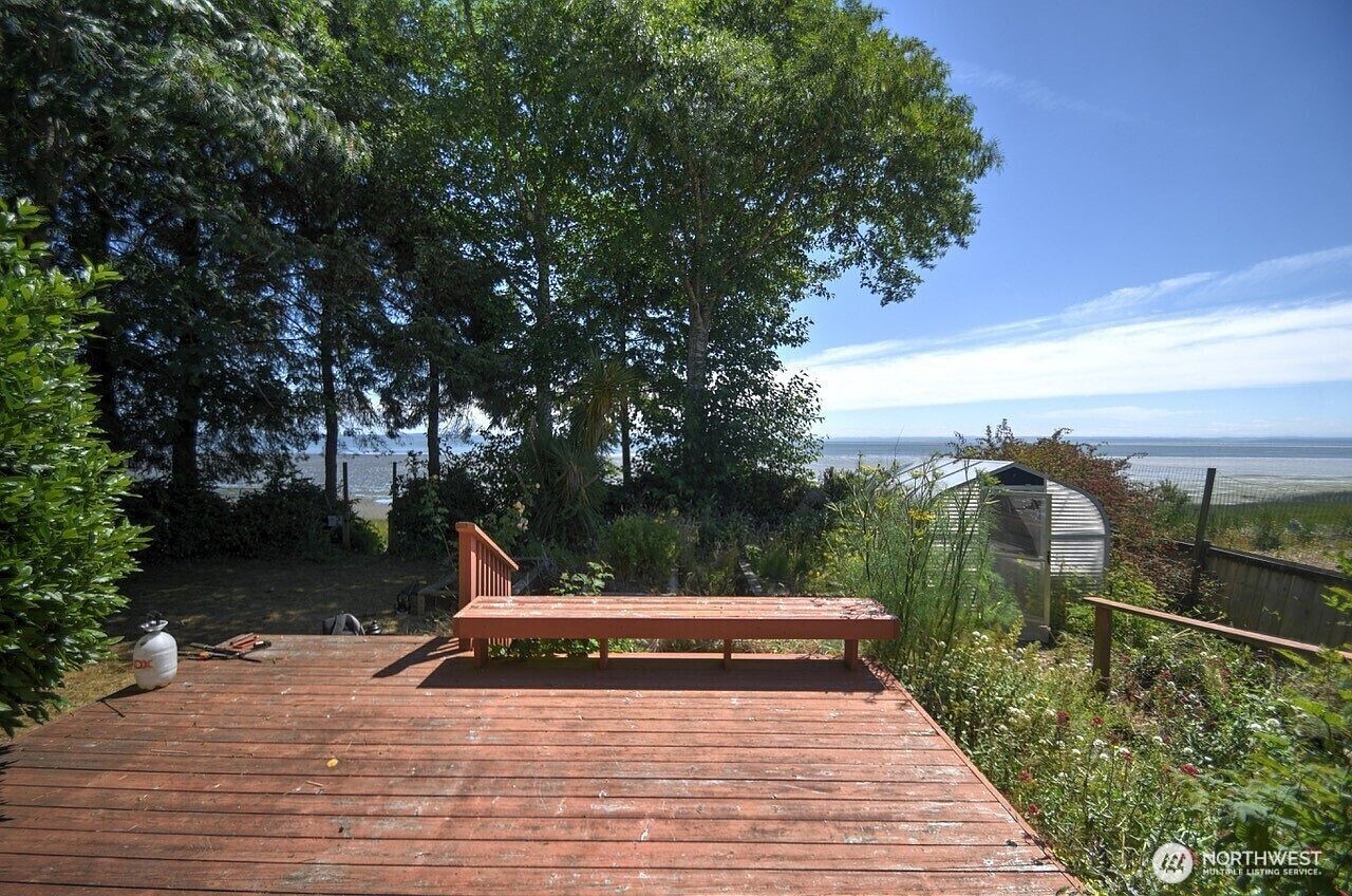180 Sunrise Avenue Property Photo 30