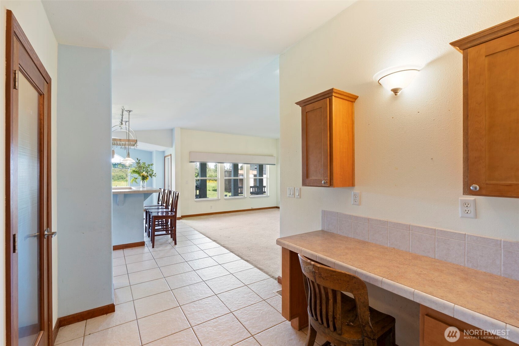 786 Frost Road Property Photo 16