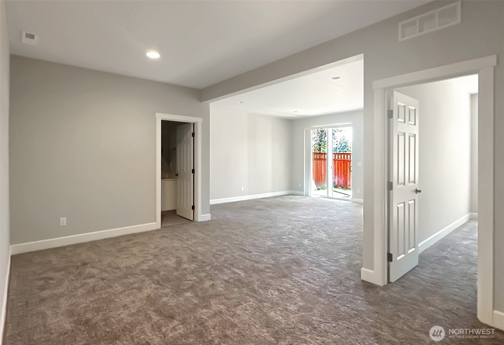 14830 Tyee Drive Property Photo 6
