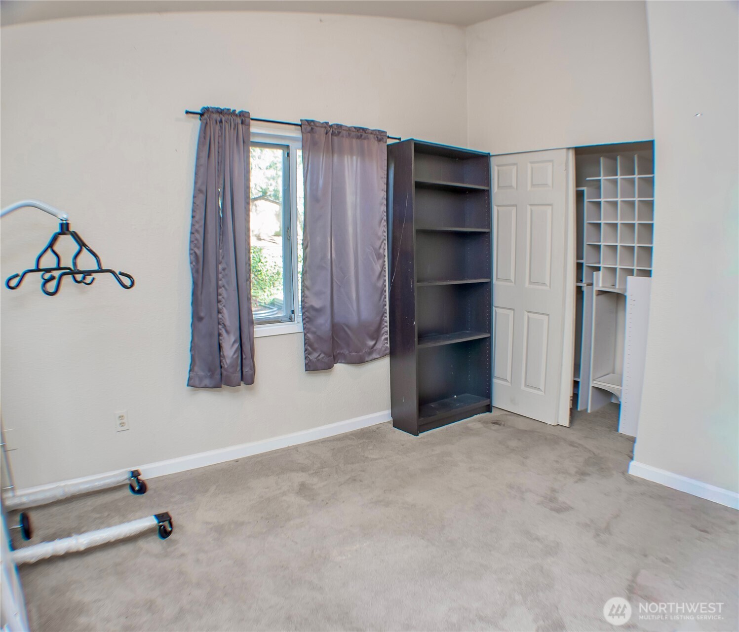 1130 E Timberlake Drive Property Photo 29