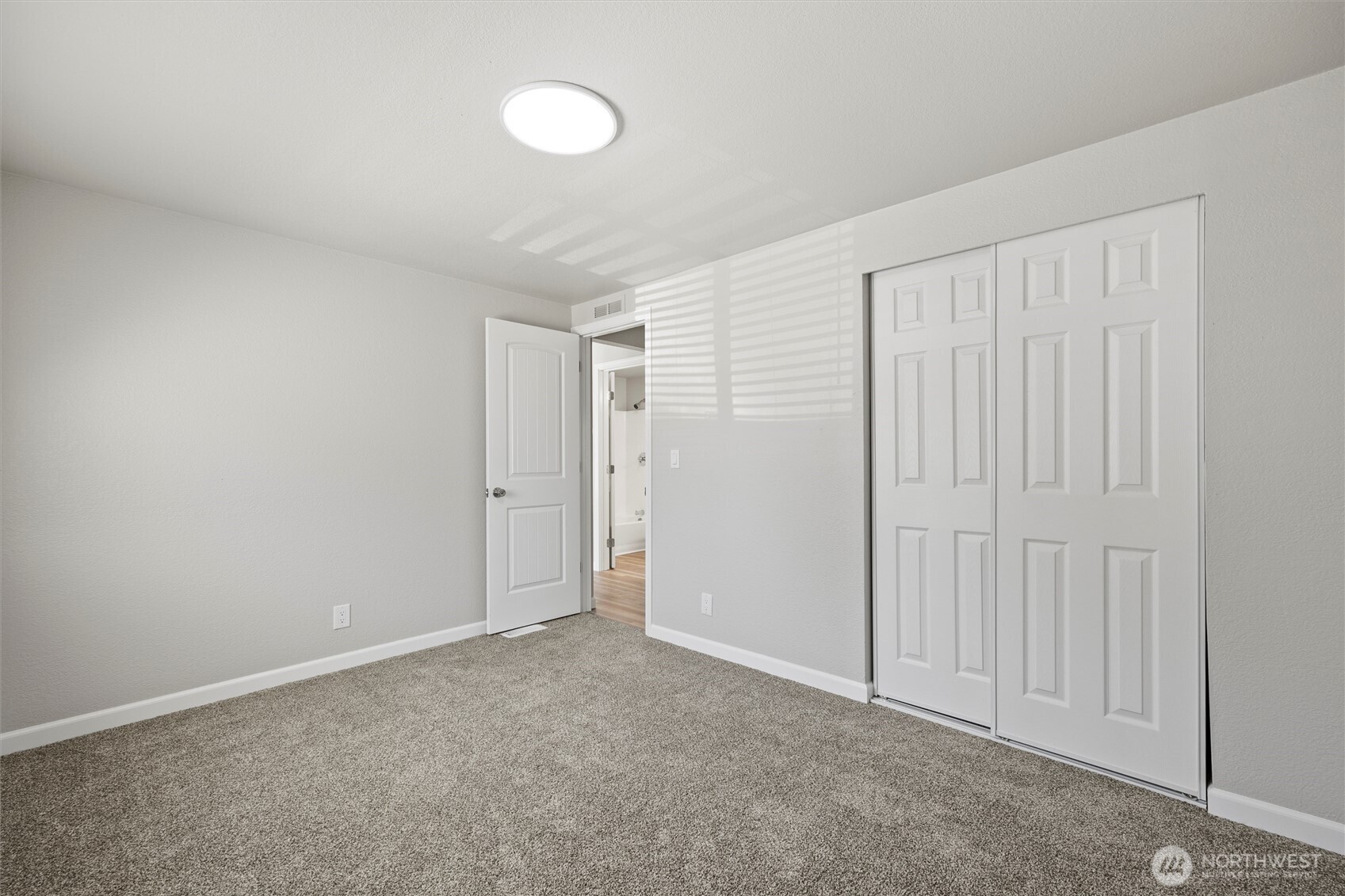 6750 Desert View Drive Property Photo 15