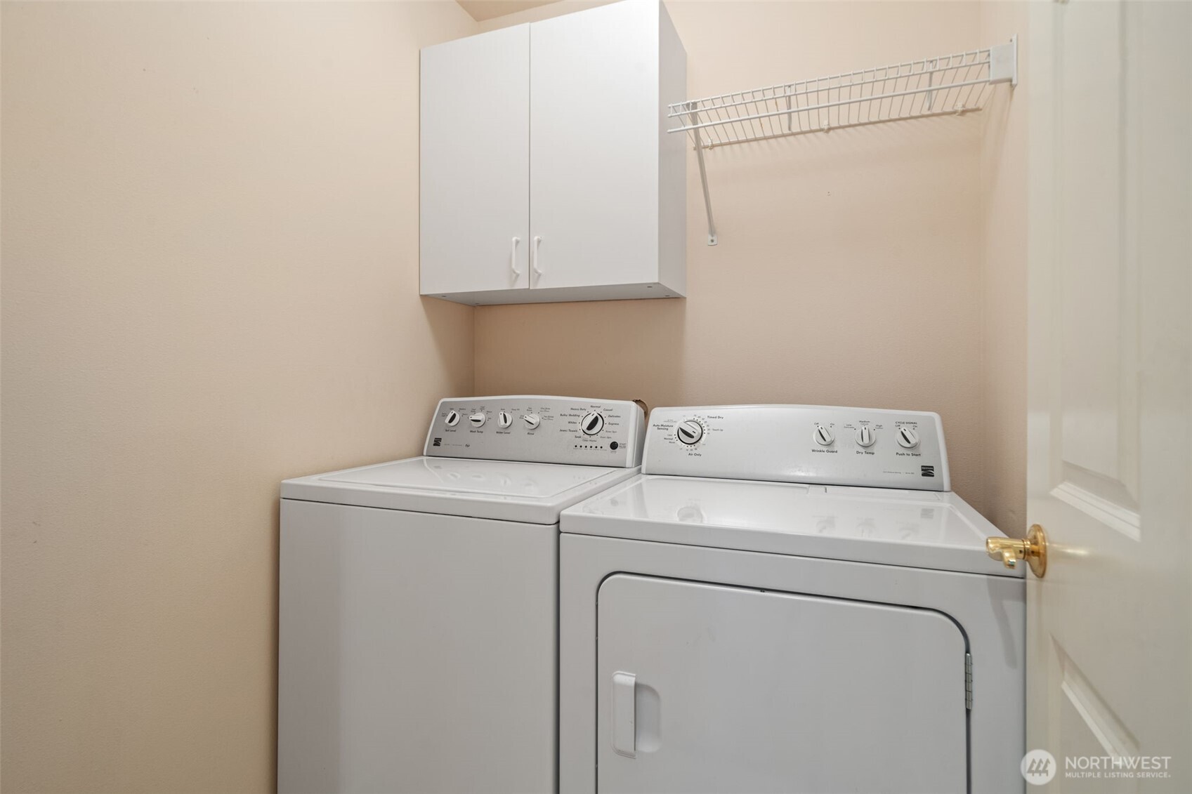 321 E Soderberg Road D-12 Property Photo 26