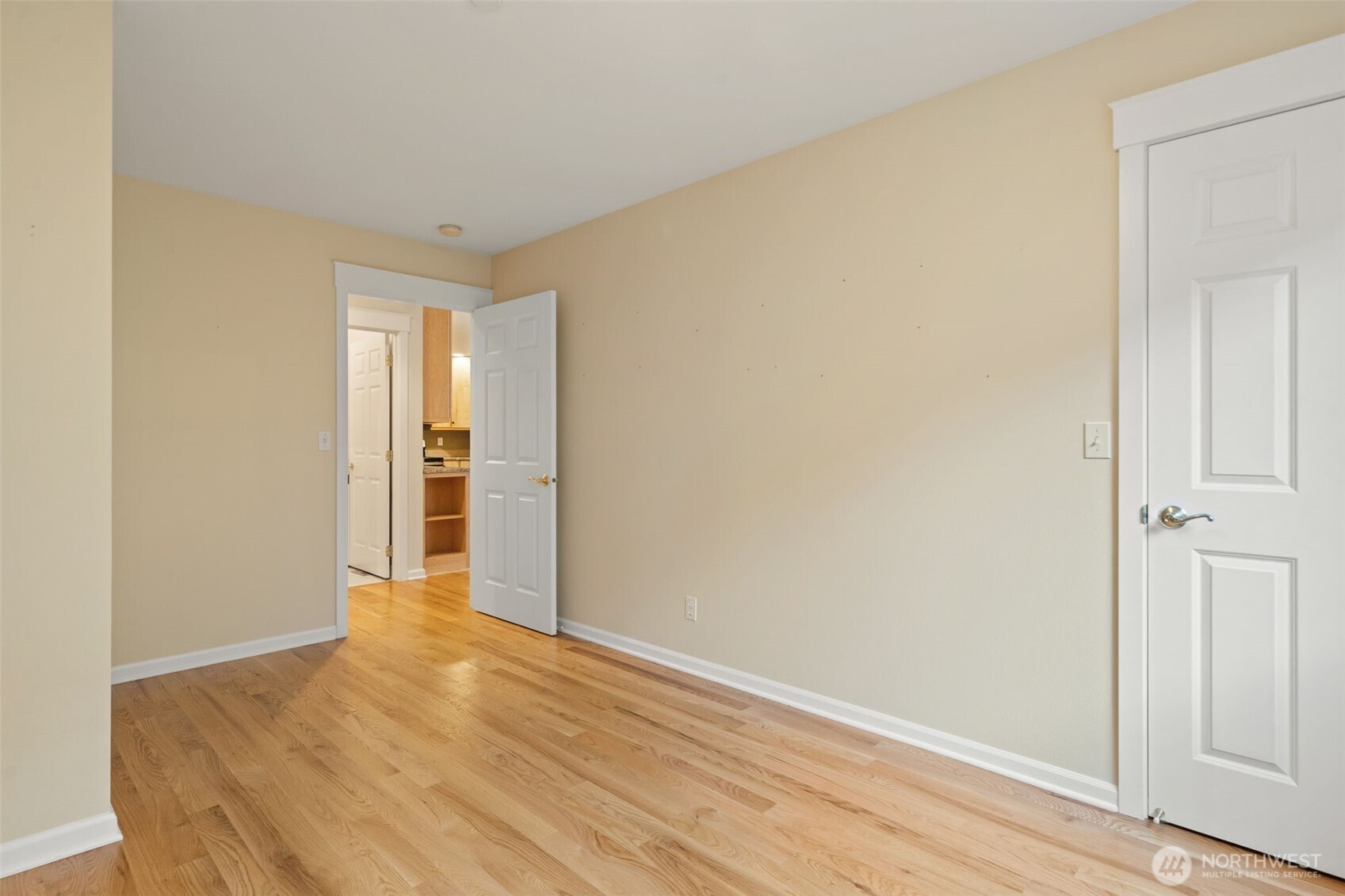 321 E Soderberg Road D-12 Property Photo 27