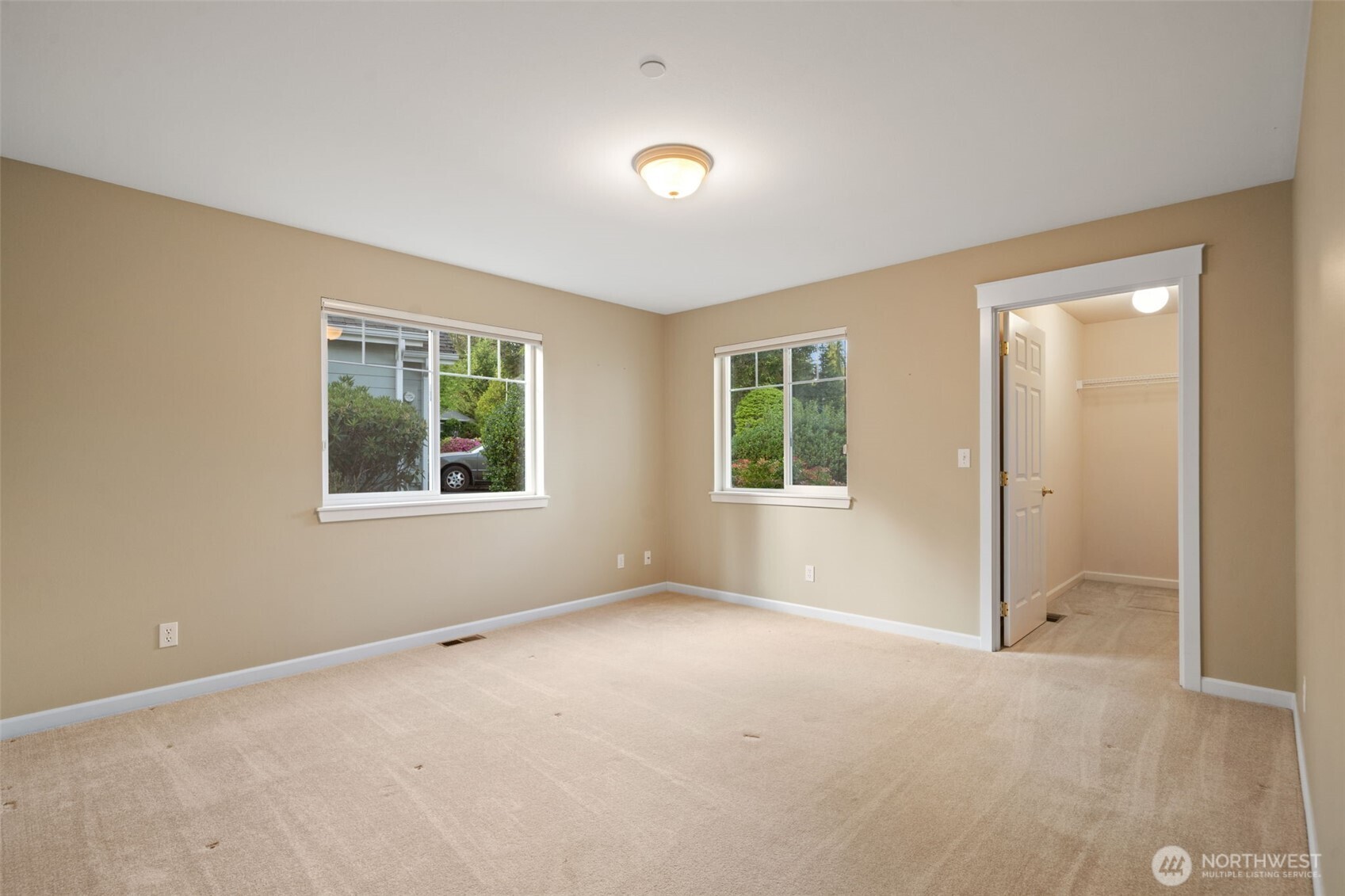 321 E Soderberg Road D-12 Property Photo 28
