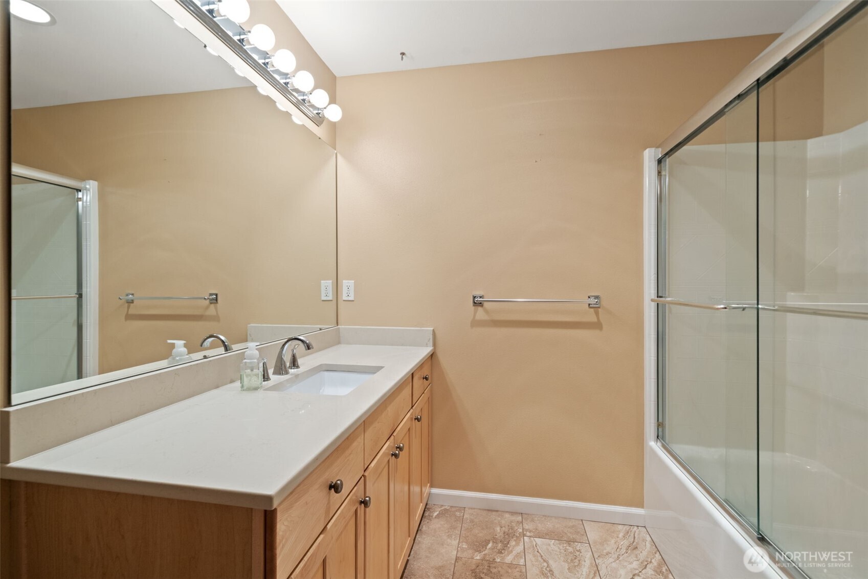 321 E Soderberg Road D-12 Property Photo 29