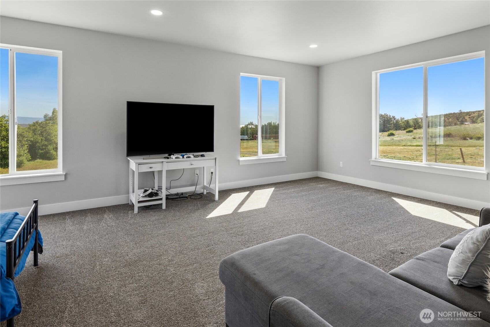 1590 Hunter Road Property Photo 32
