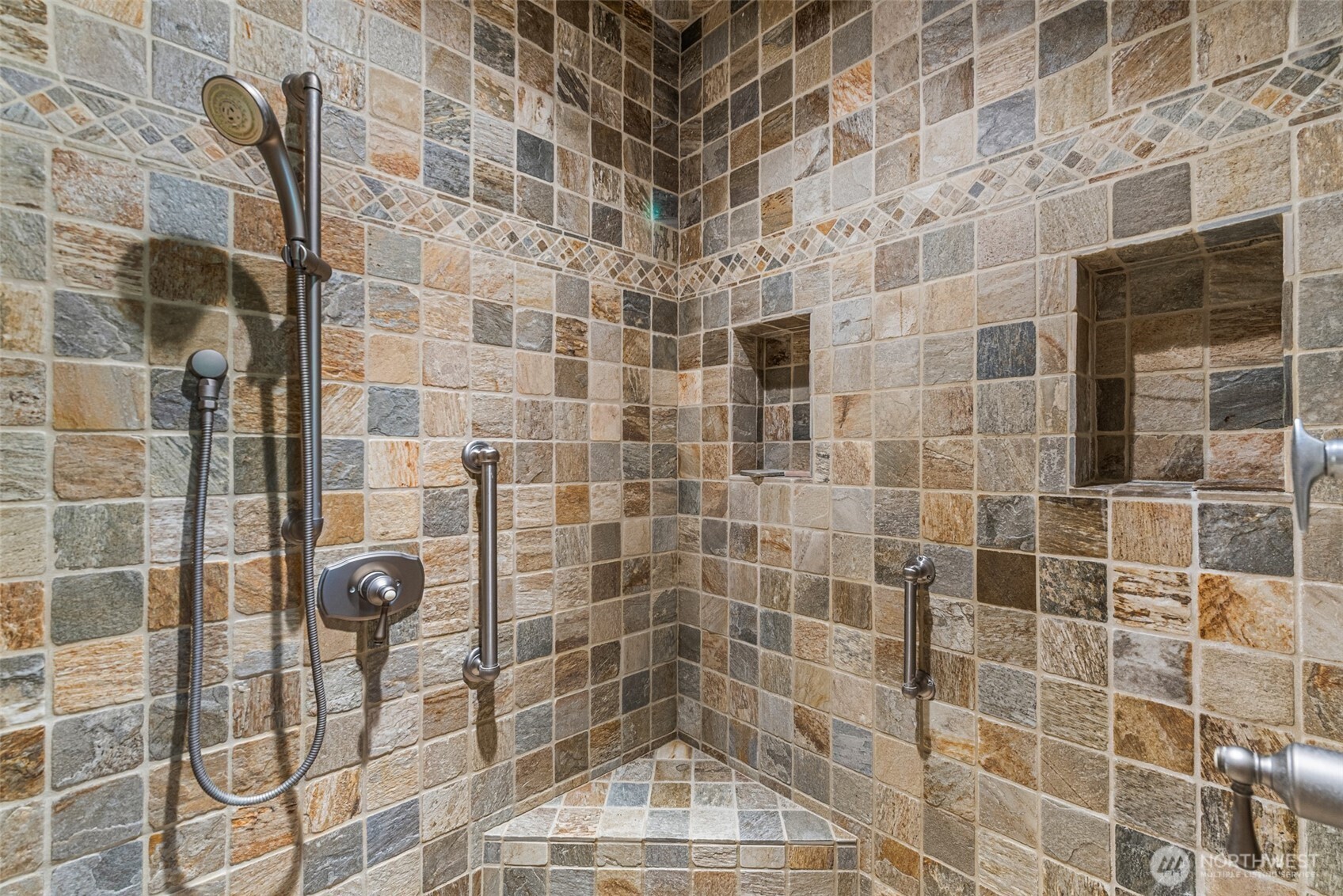 10665 North Road Property Photo 22