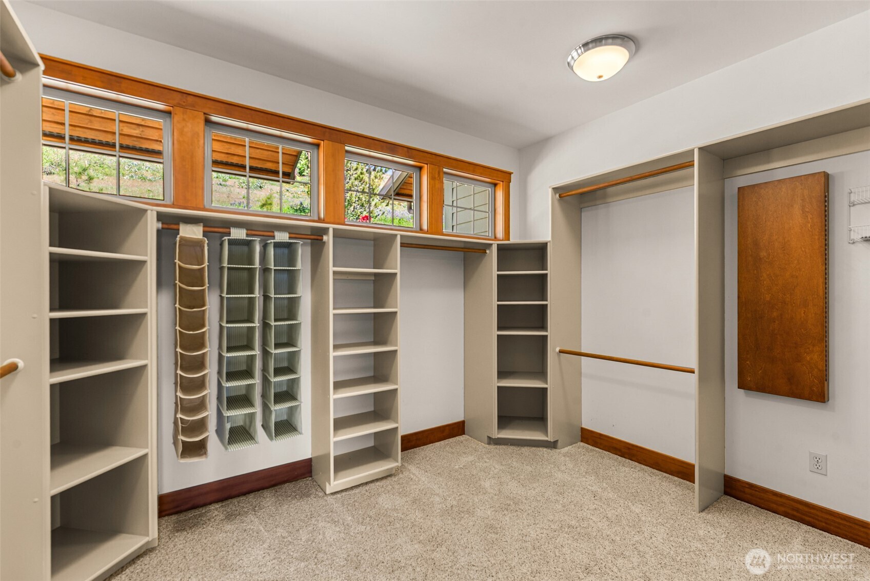 10665 North Road Property Photo 23