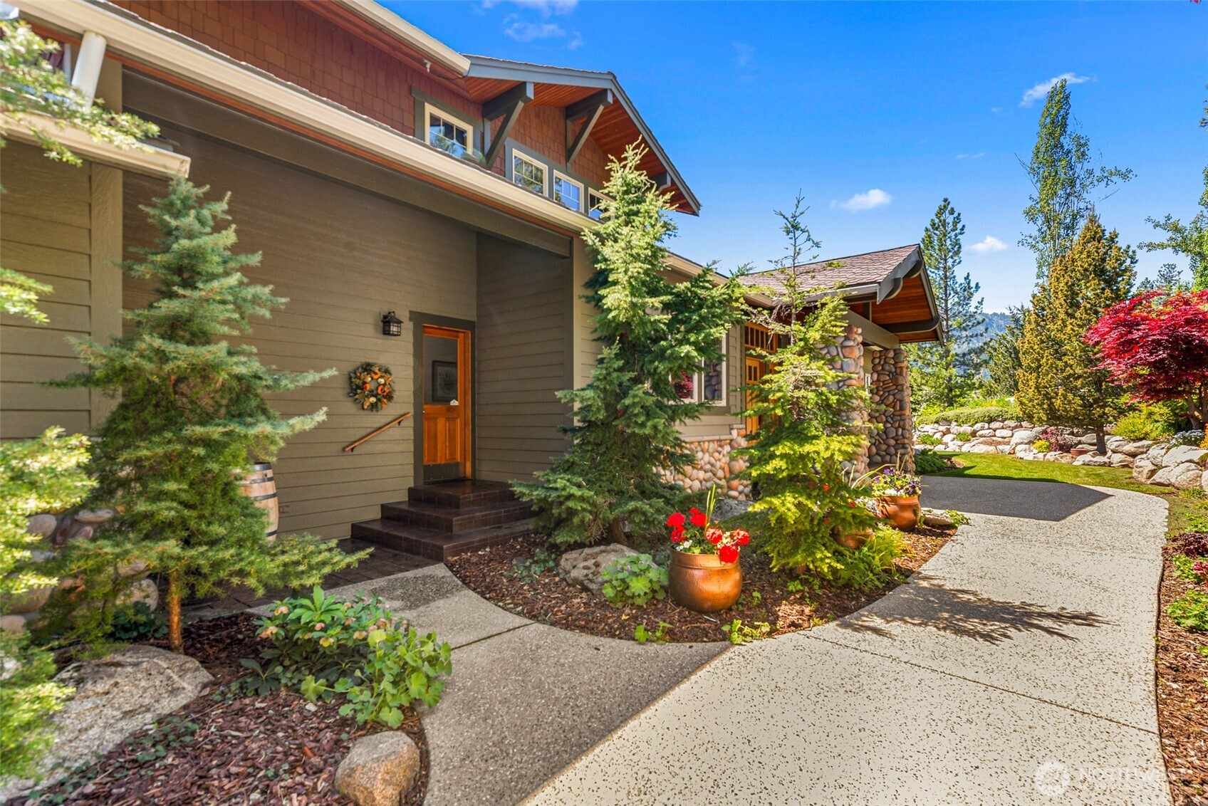 10665 North Road Property Photo 36