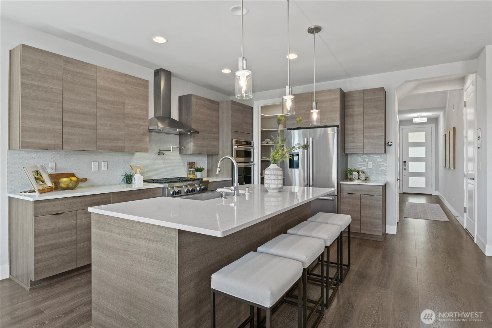 13006 135th Place Property Photo 3