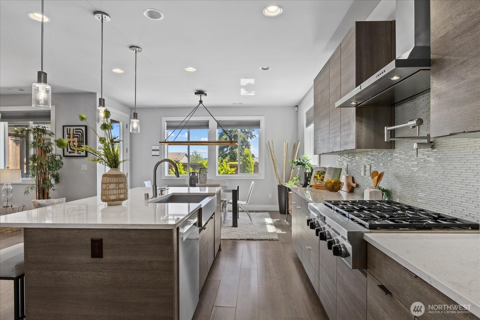 13006 135th Place Property Photo 6