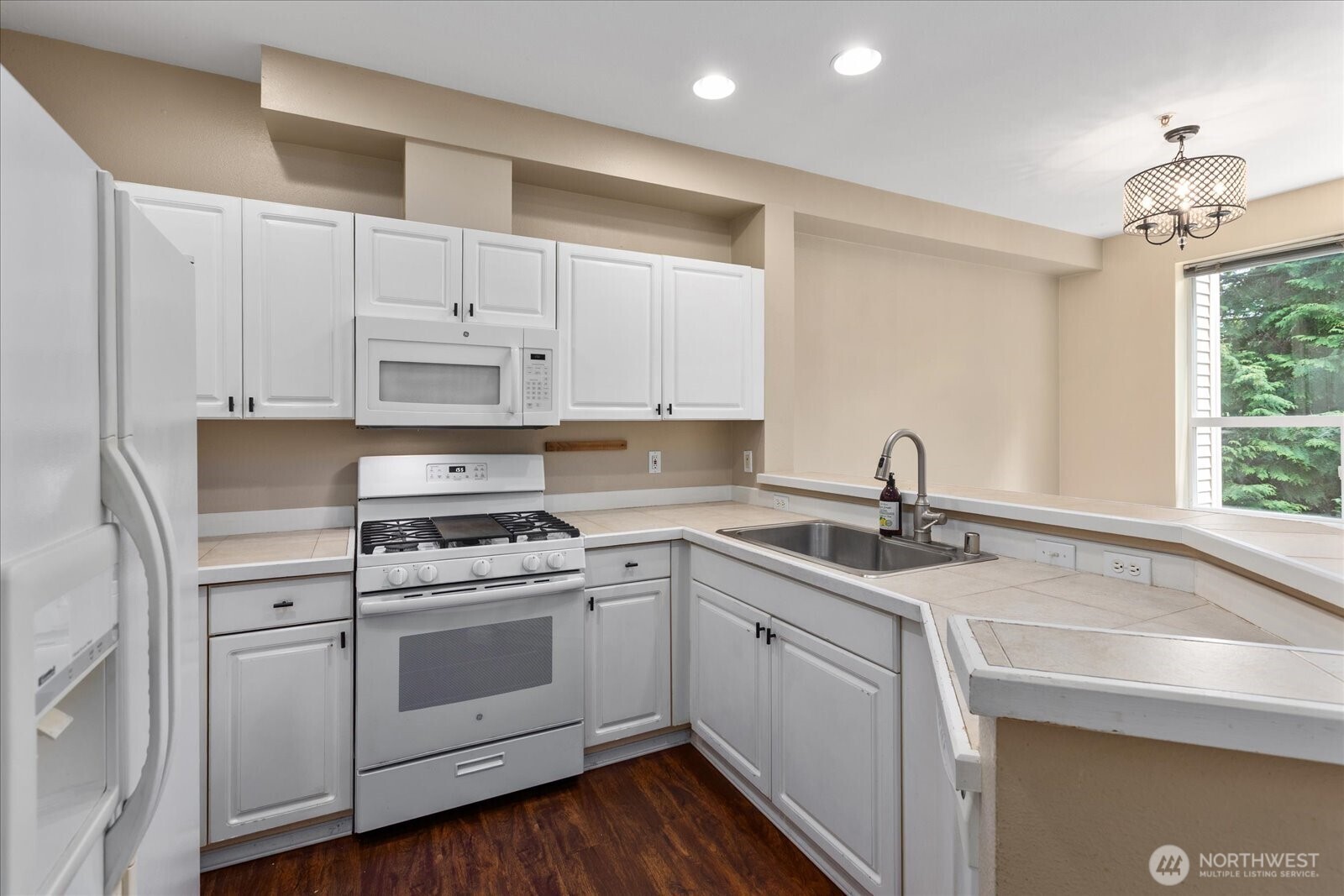 12530 Admiralty Way K204 Property Photo 6