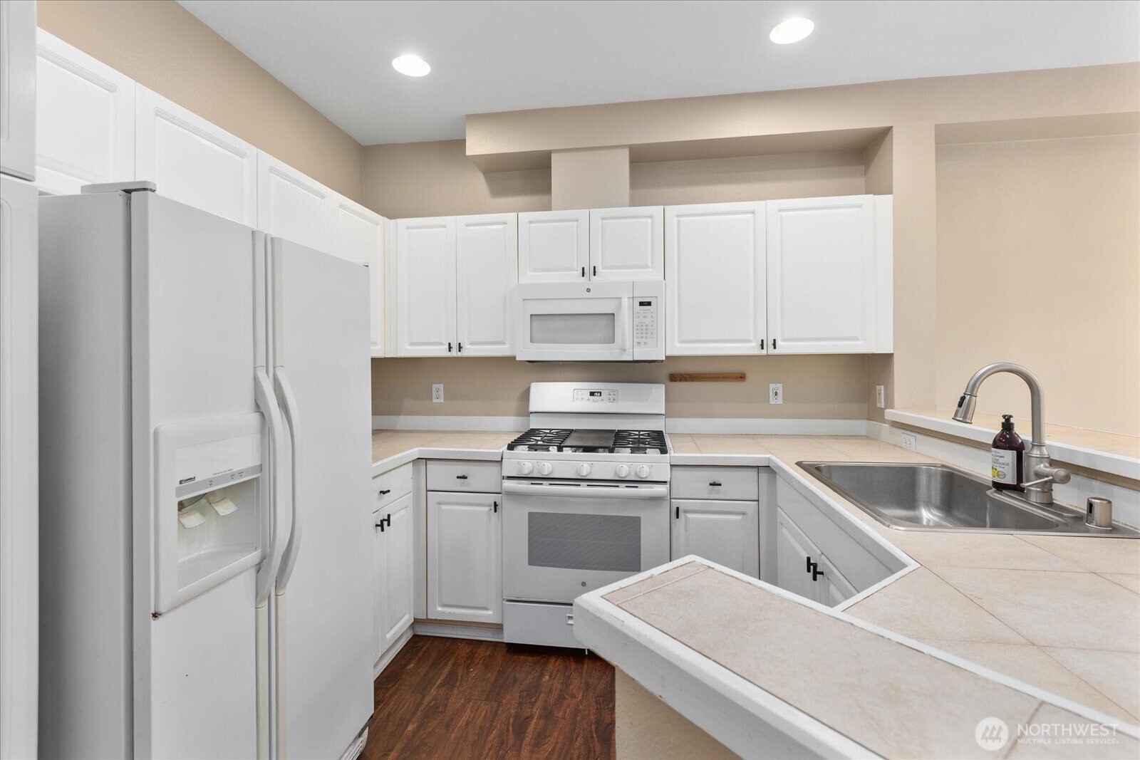 12530 Admiralty Way K204 Property Photo 7