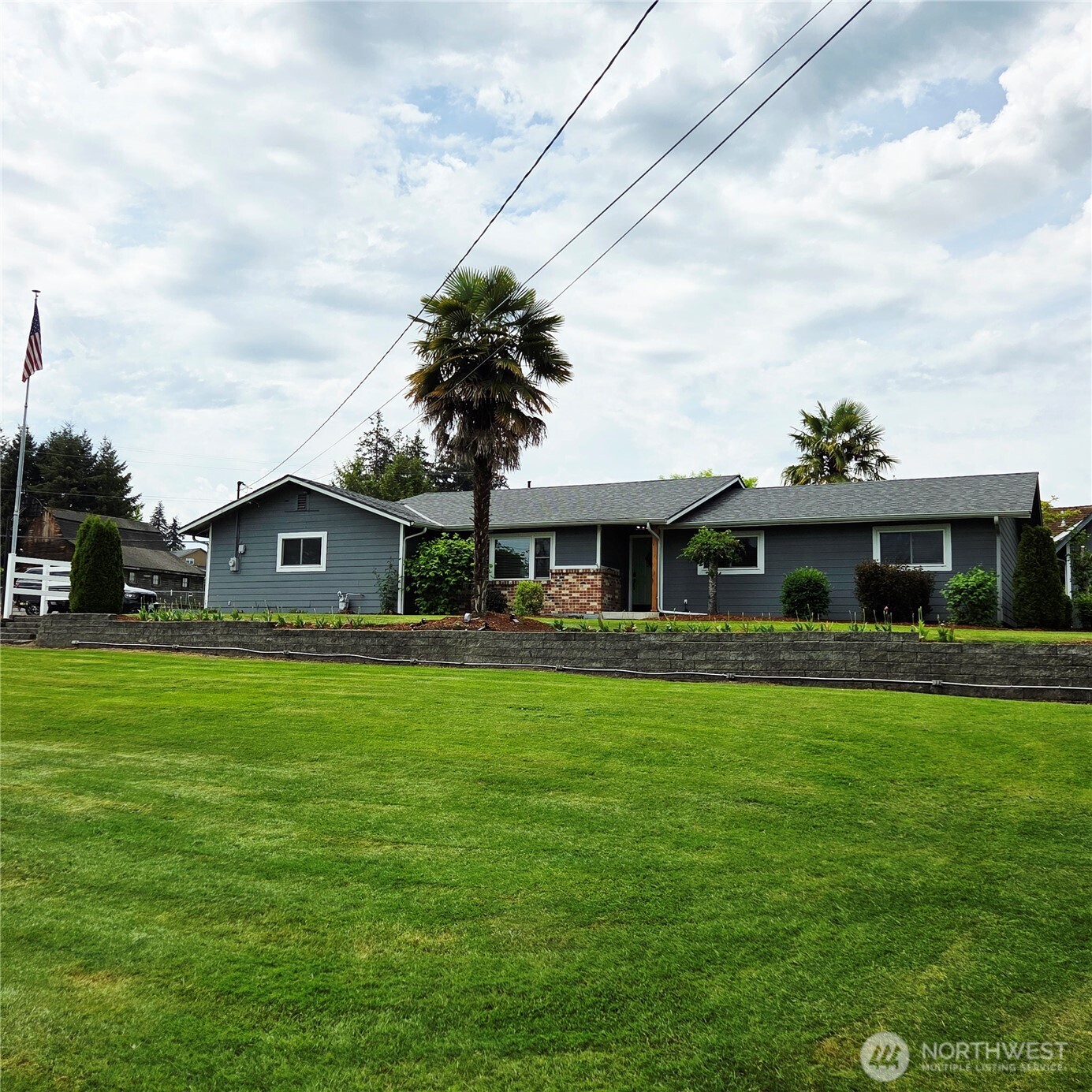 6919 90th Street Property Photo 2