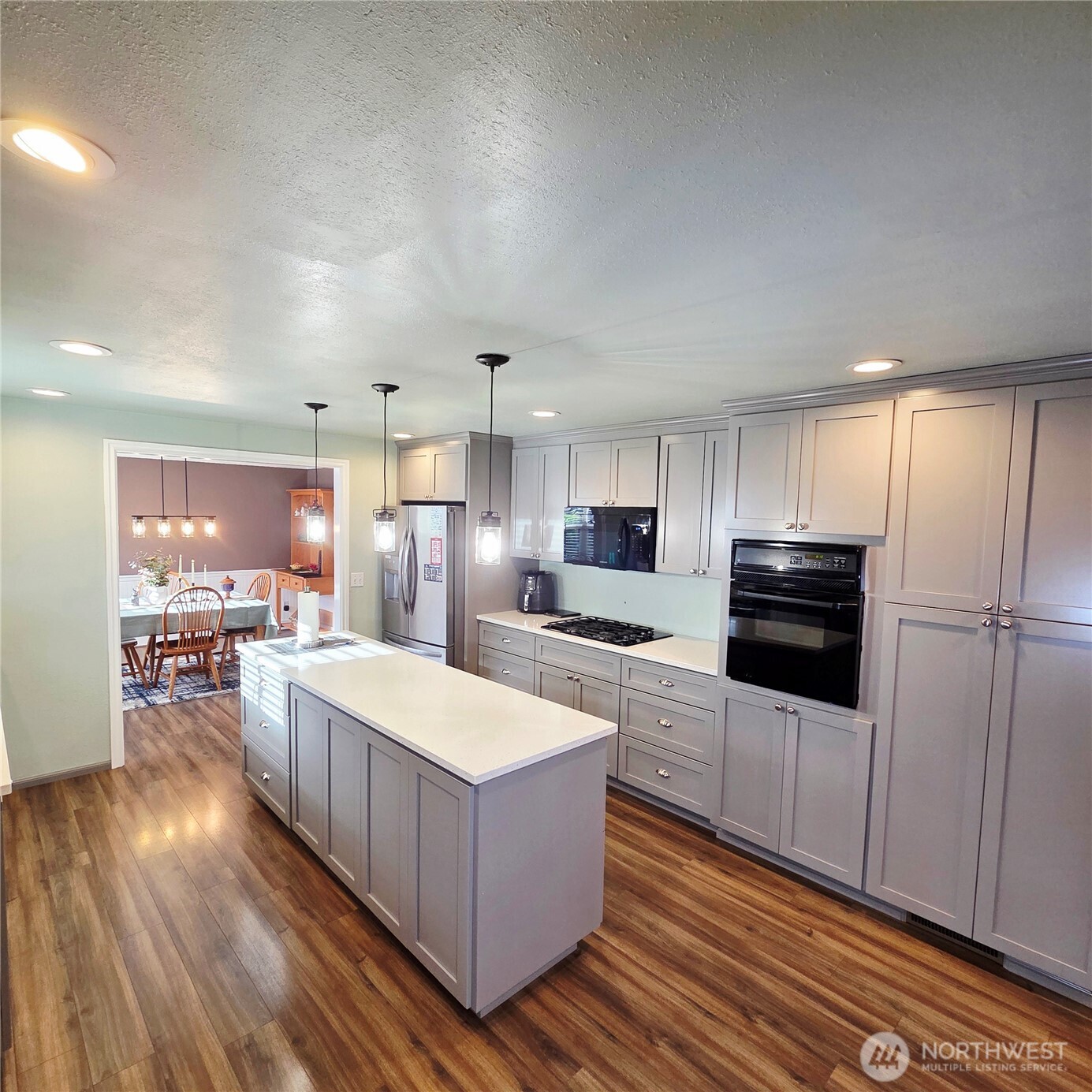6919 90th Street Property Photo 6