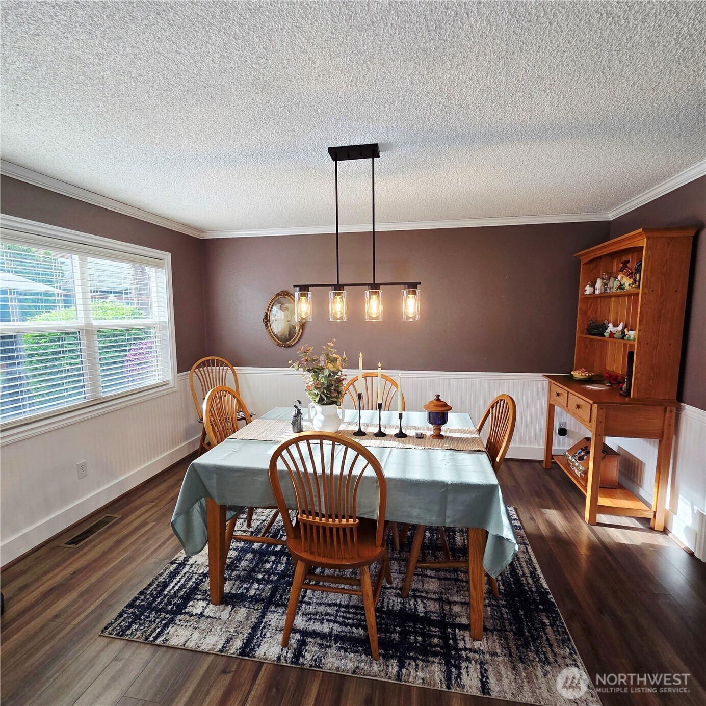6919 90th Street Property Photo 8