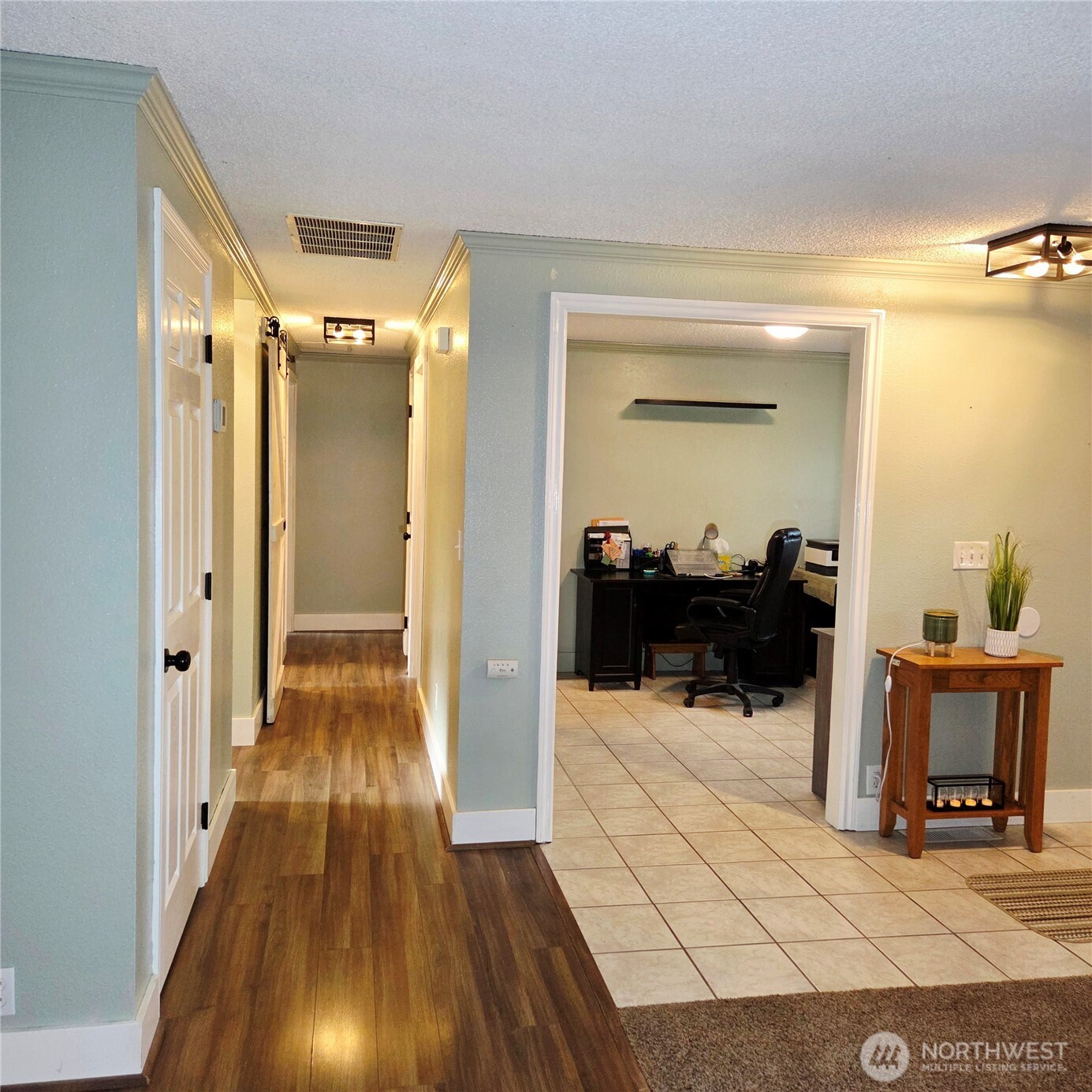 6919 90th Street Property Photo 12