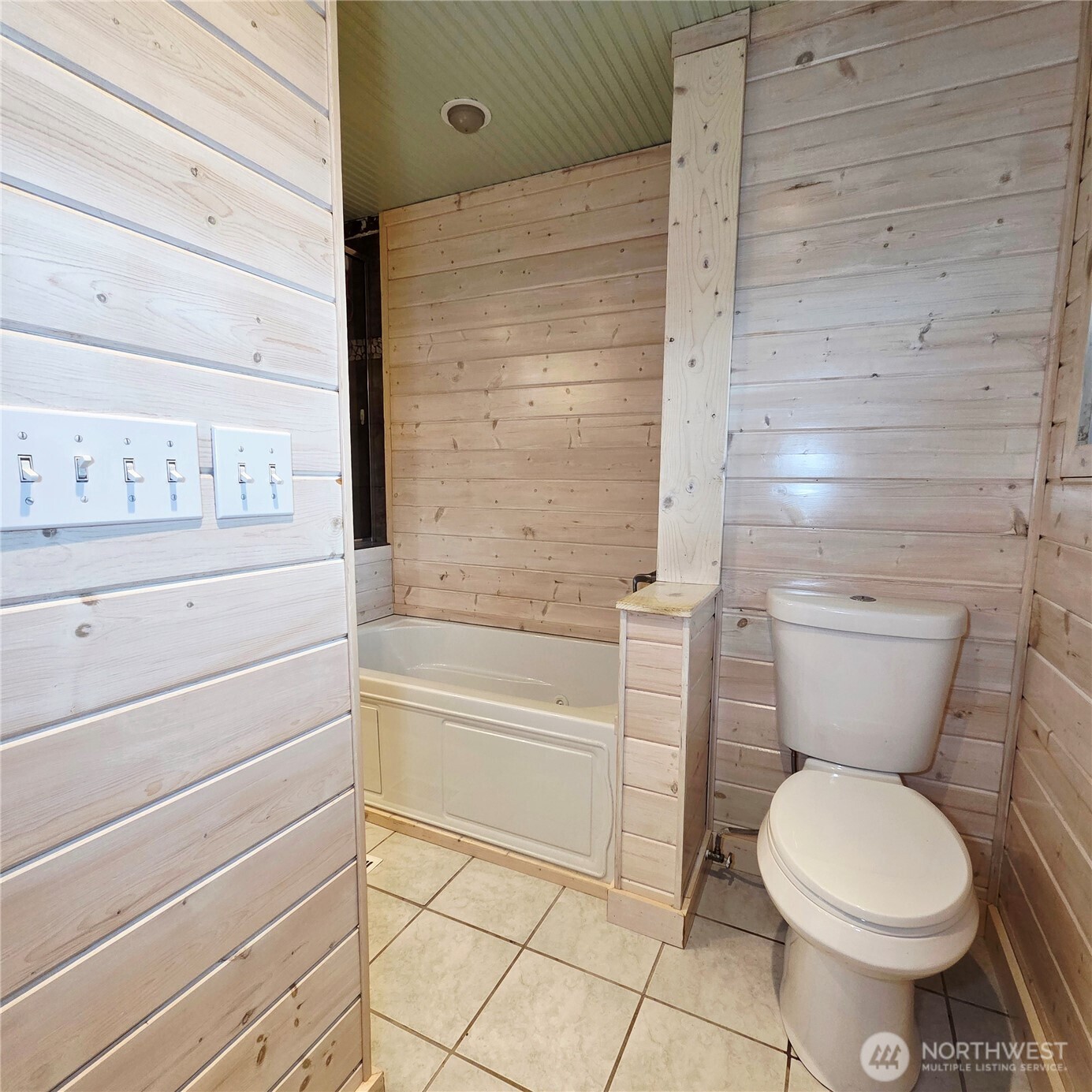 6919 90th Street Property Photo 22