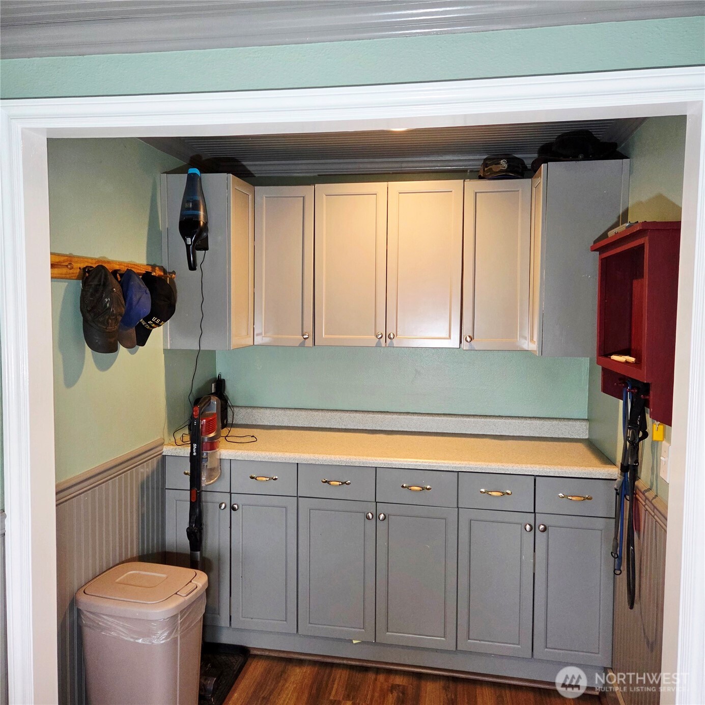 6919 90th Street Property Photo 23