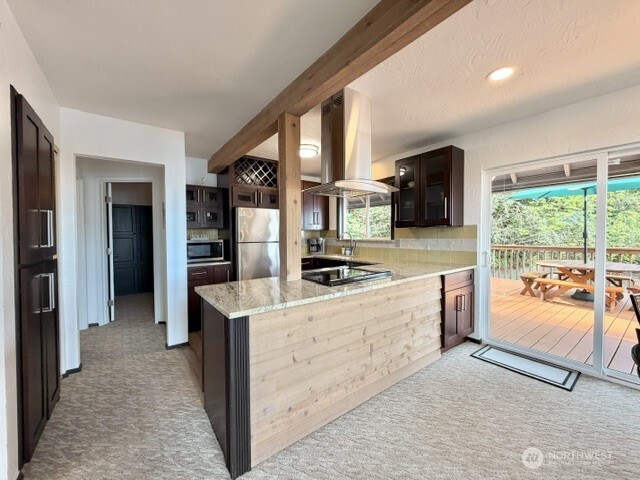 11901 Larson Road Property Photo 9
