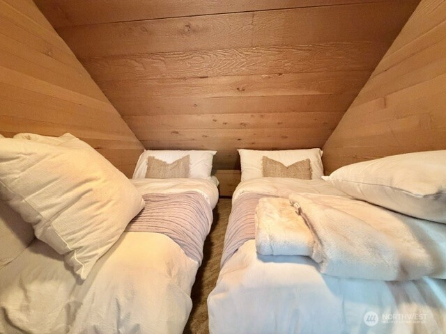 11901 Larson Road Property Photo 23