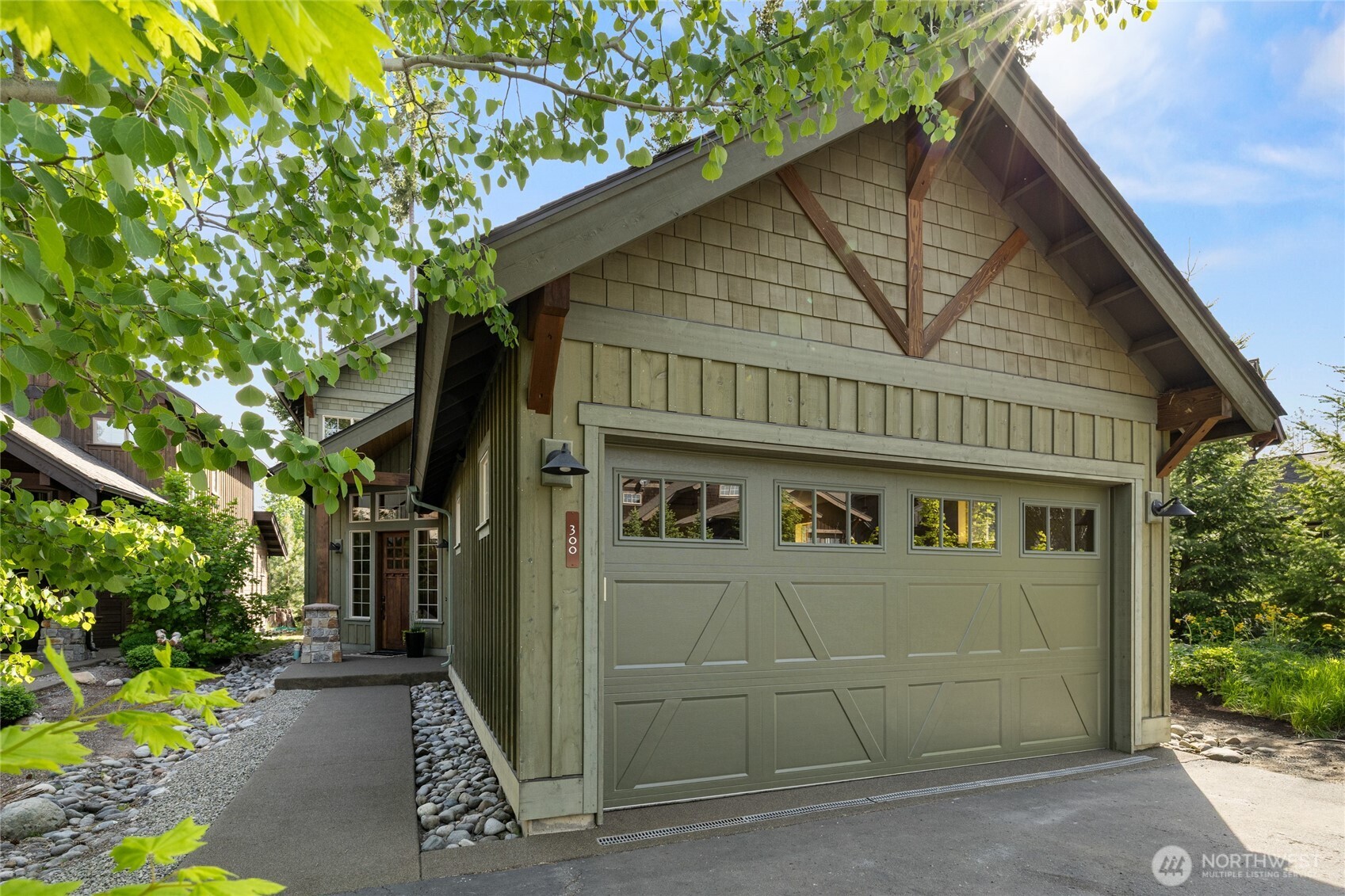 300 Sweet Shop Ln Property Photo 2