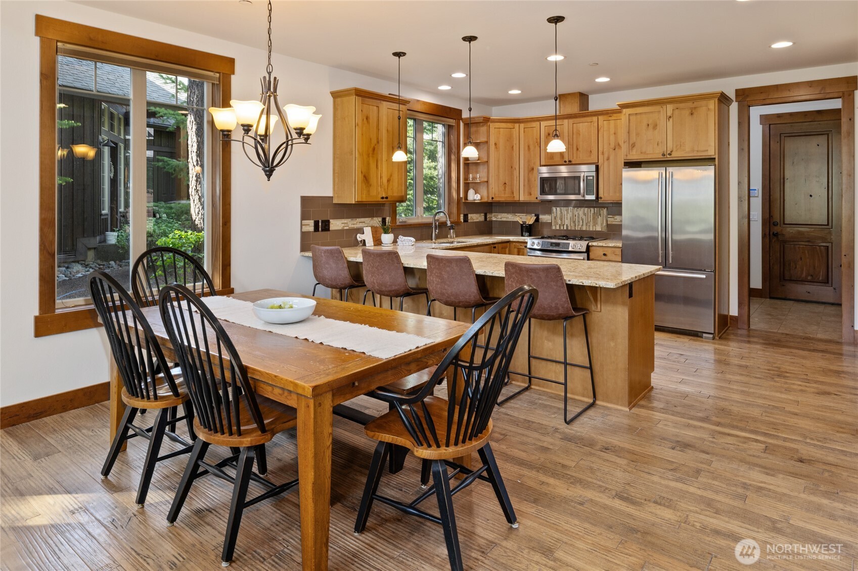 300 Sweet Shop Ln Property Photo 5