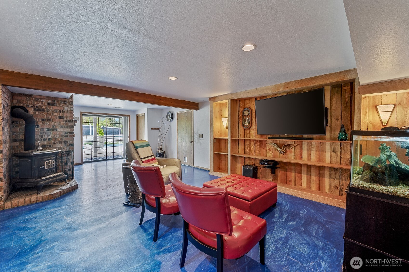 9656 North Road Property Photo 32
