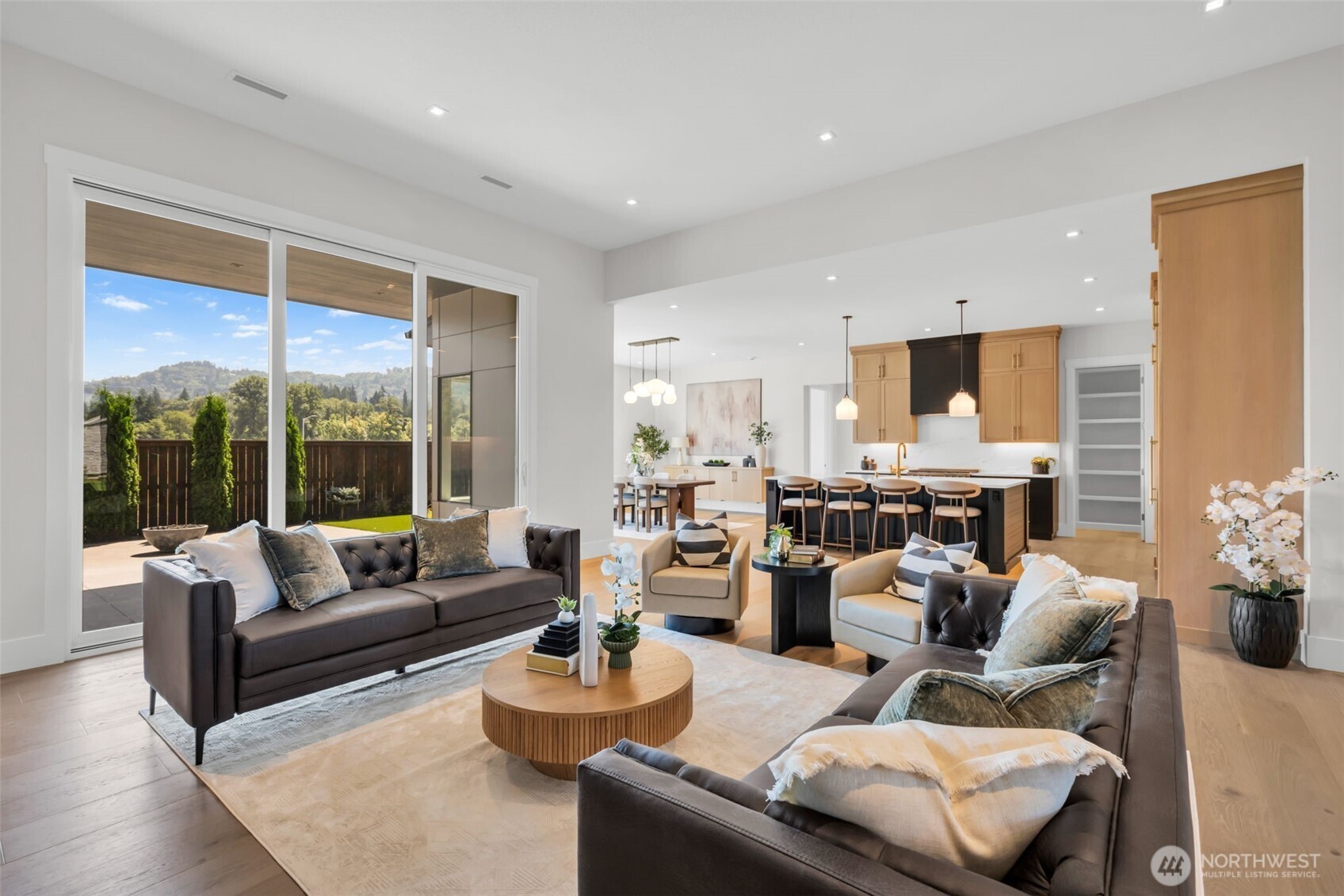 3109 Heron Street Property Photo 6