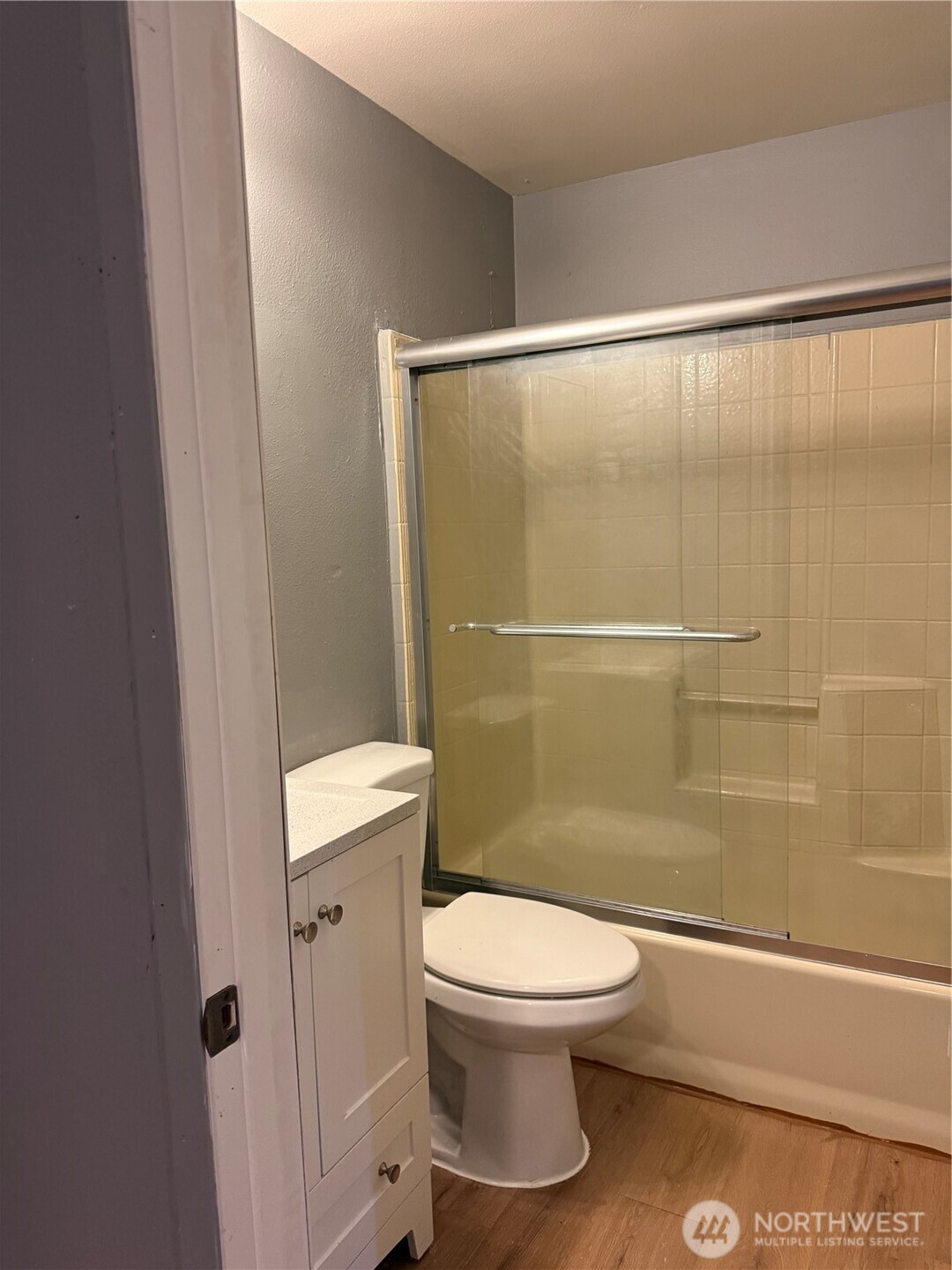 9804 S 252nd Street Property Photo 8