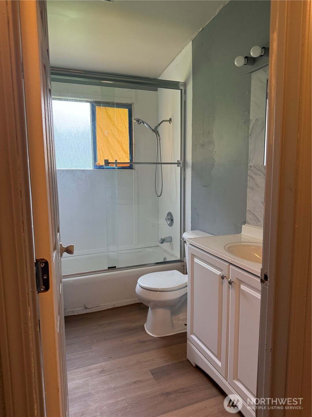 9804 S 252nd Street Property Photo 9