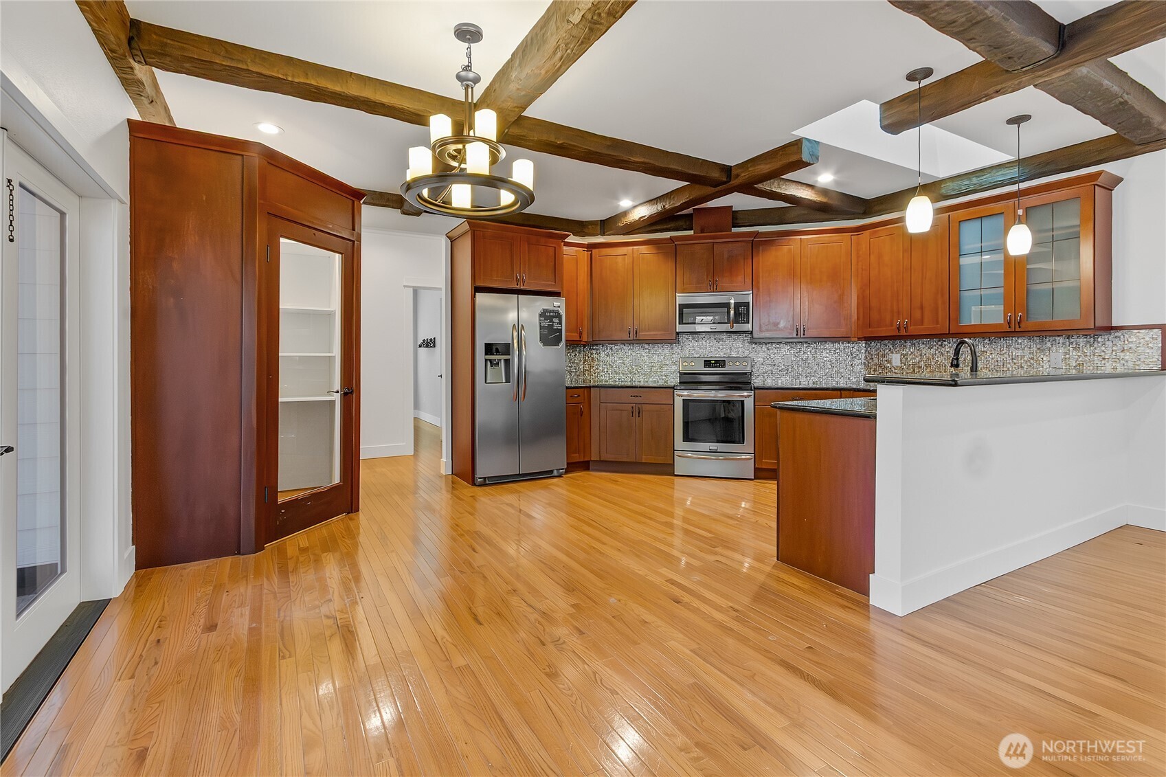 15325 Glenshire Place Property Photo 11