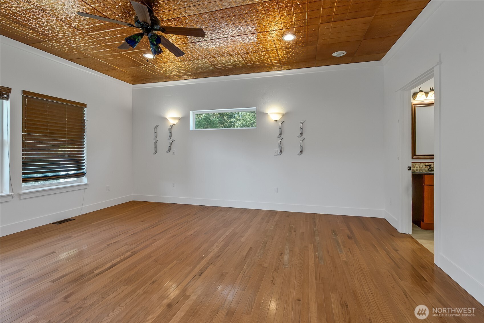 15325 Glenshire Place Property Photo 15